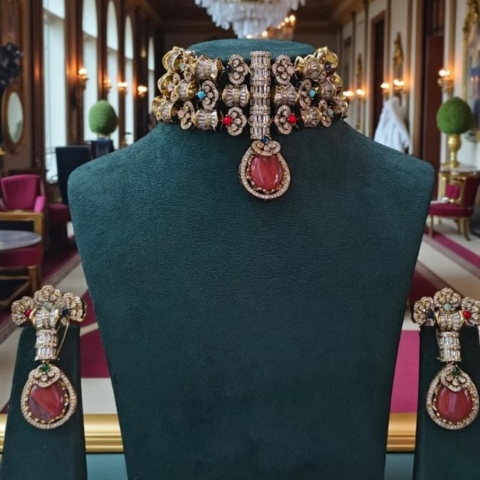 Royal Ruby Heritage Choker Set