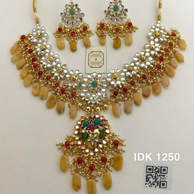 Zarina Honey Kundan Statement Necklace Set