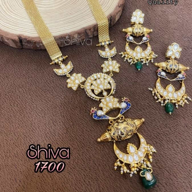 Rajkumari Noor Polki Kundan Necklace Set