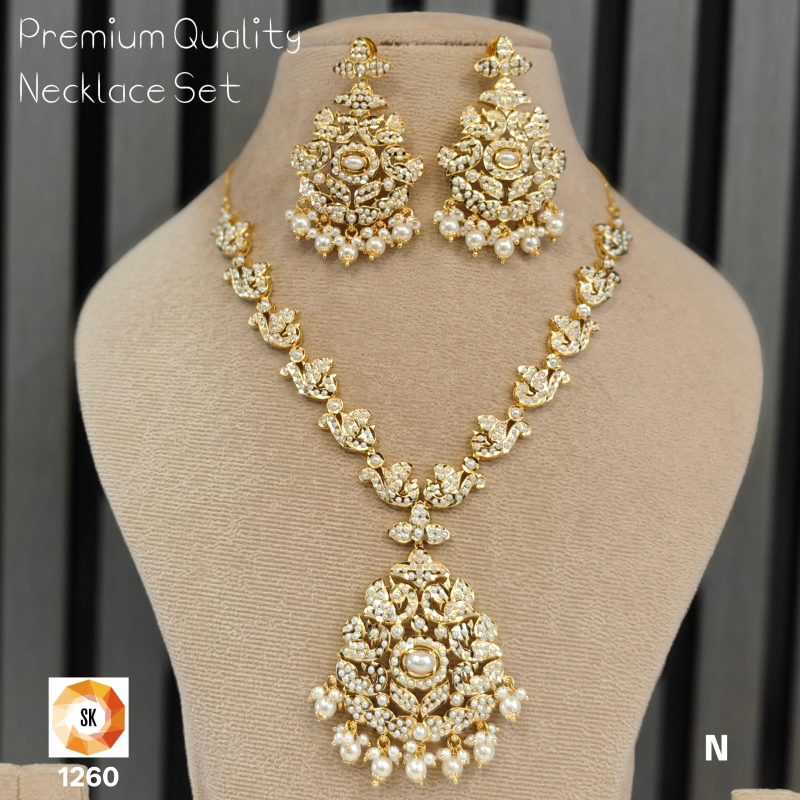 Viraaya Pearl Kundan Necklace Set