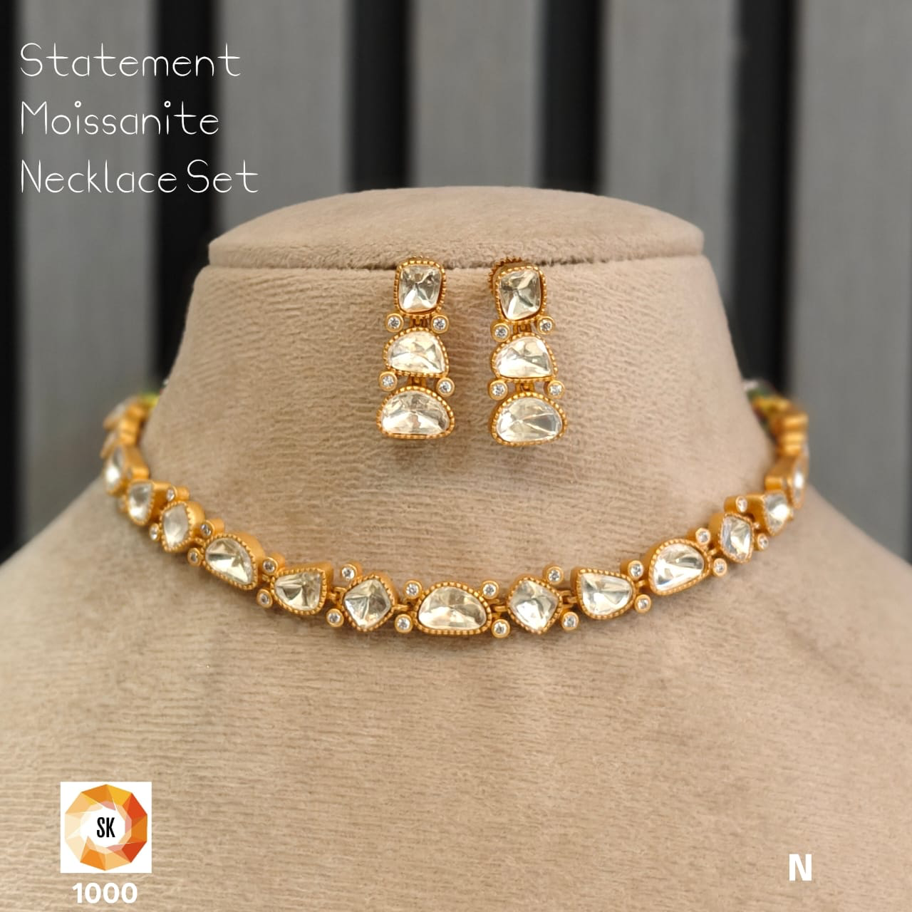 Aviré Statement Moissanite Necklace Set