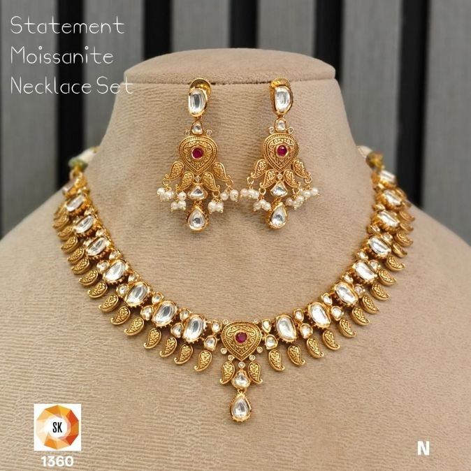 Heritage Leaf Moissanite Statement Necklace Set