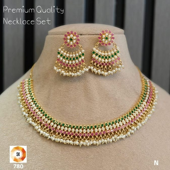 Aarna Pearl Mesh Necklace Set